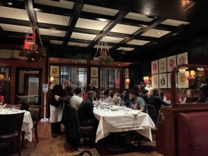 NYステーキハウスおすすめ10選！定番から予約困難店まで【ガイドブックに載っていない名店も】 グルメピエロ